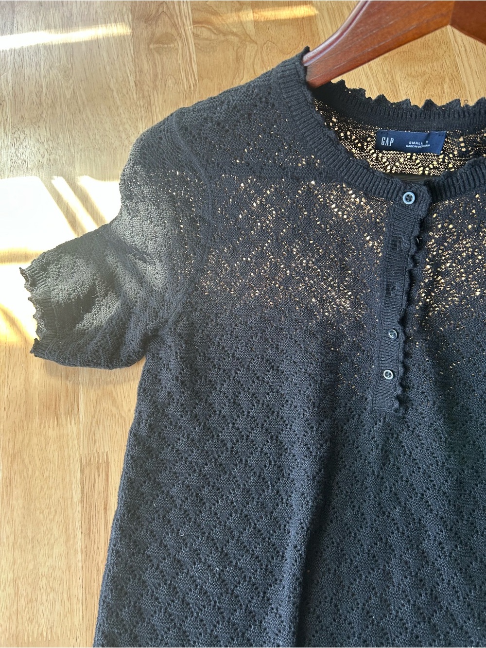 GAP Small Black Short-Sleeve Lace Knit Henley Top